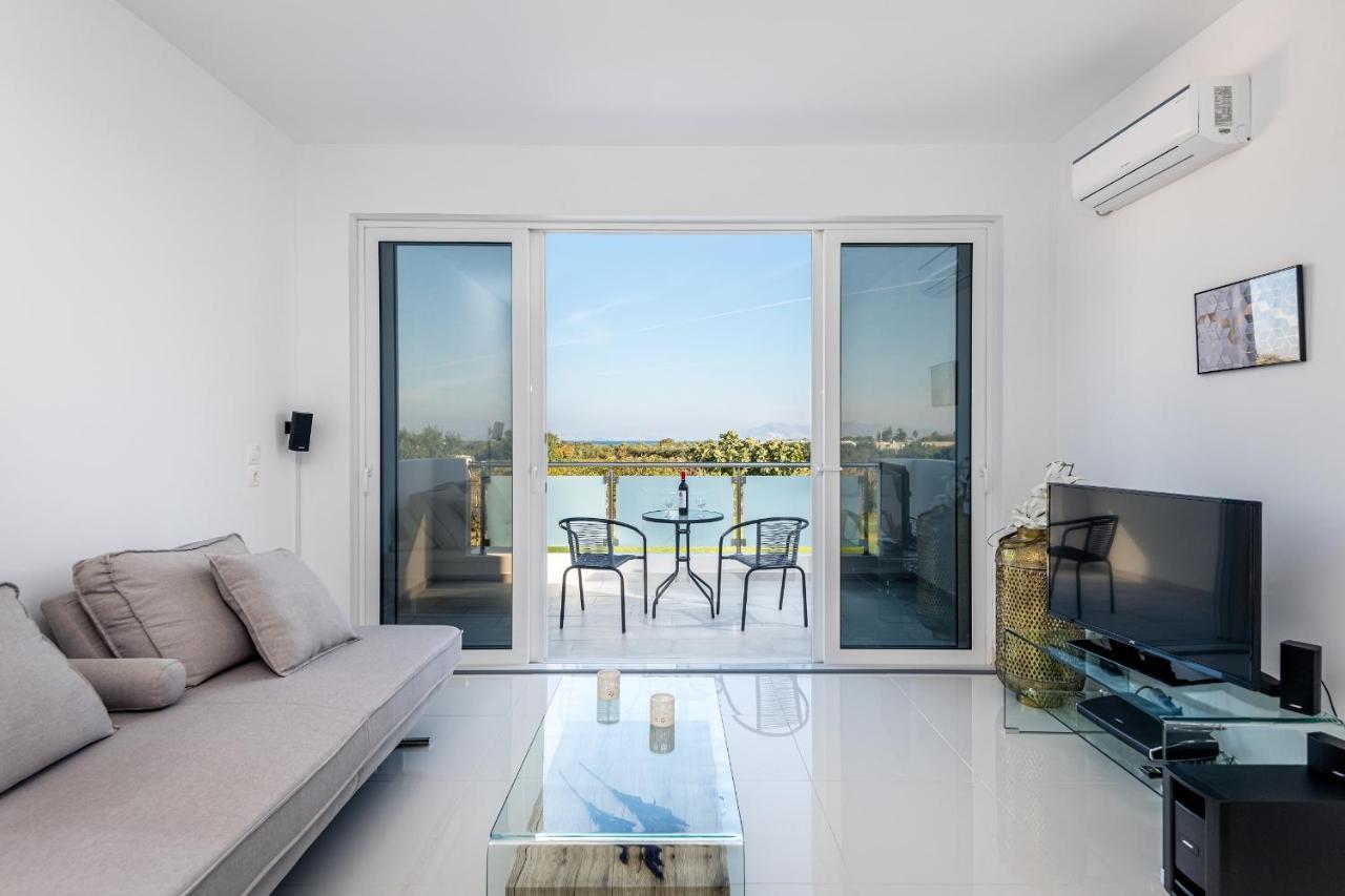 Asteria Pearl Villa 2 With Rooftop Jacuzzi Tigaki Kültér fotó